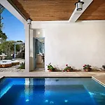 Belvedere Mykonos - Waterfront & - The Leading Of The World Hotel